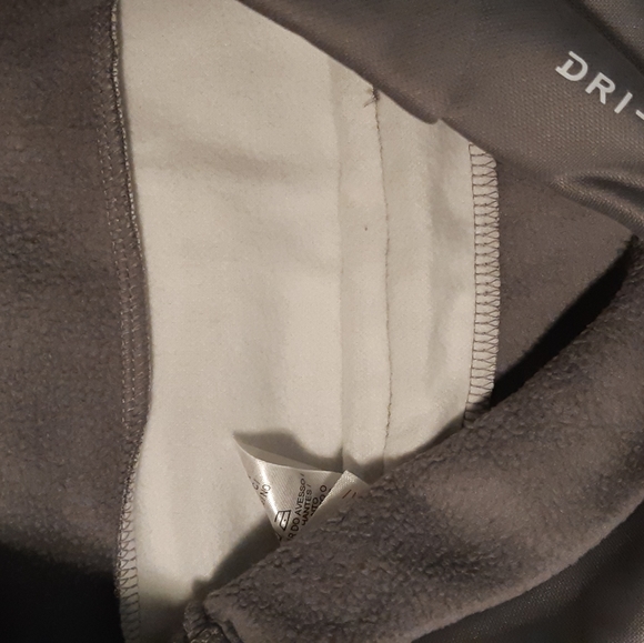 Nike Pullover Hoodie For Boys Size 2T Gray Color With yellow Symbol, - Picture 10 of 10